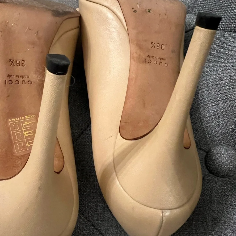 Gucci Heels 👠- Classic, Must See 😍 - Picture 5 of 6
